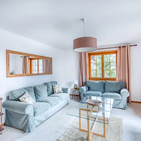 Appartement Centrally Located With Great Views And Terrace